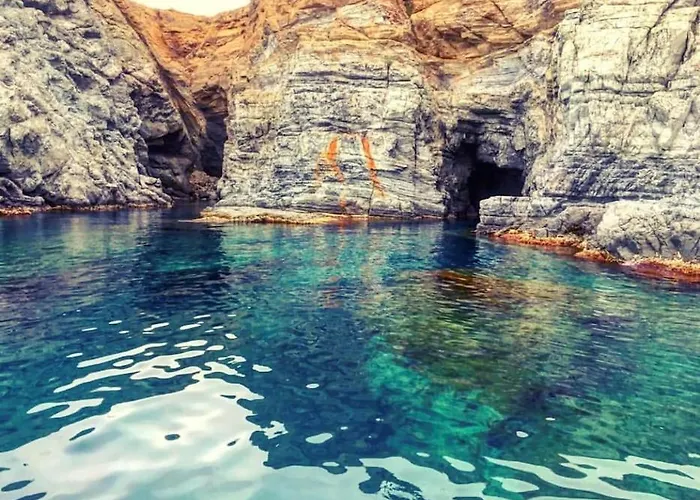 Sensational With Panoramic Views *