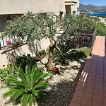 Sensational With Panoramic Views *