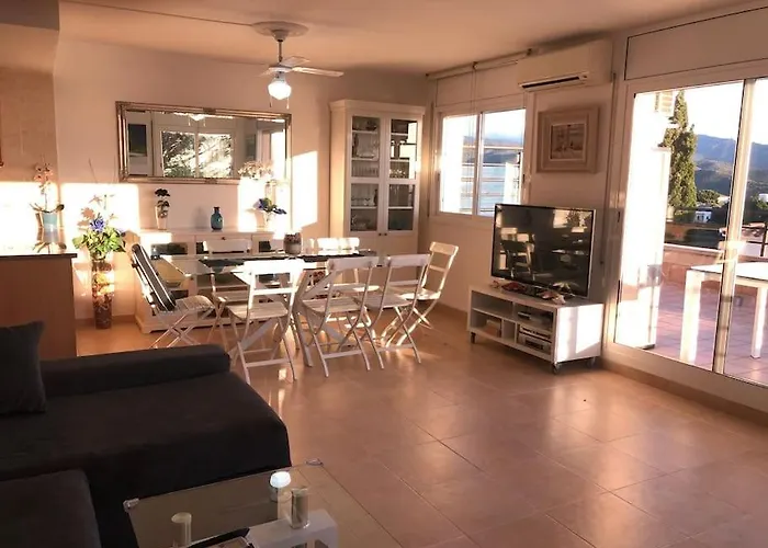 Sensational With Panoramic Views Apartman